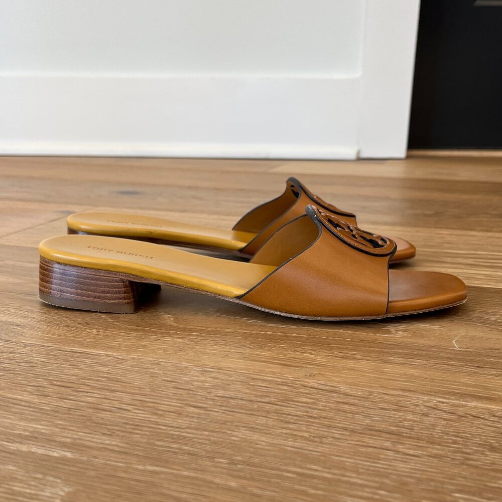 Tory Burch Bombe Miller Slide 25MM Sandal (Caramel) - Picture 2 of 8